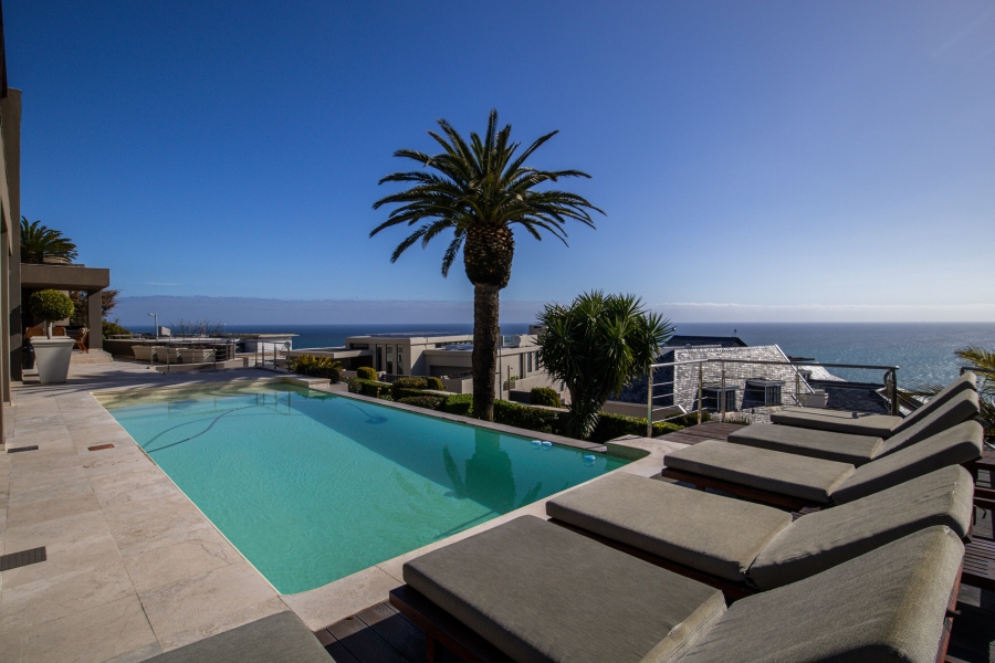 6 Bedroom Property for Sale in Bantry Bay Western Cape